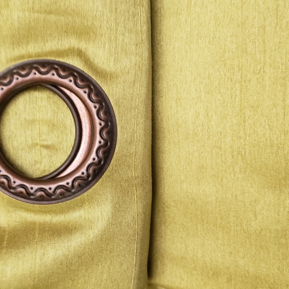 Curtains - Picture 1 of 3